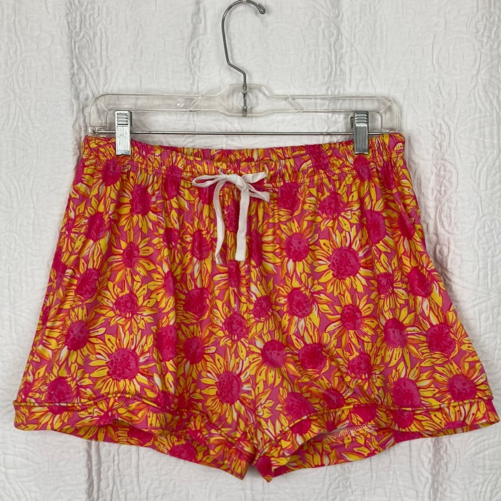 Southern Couture Women’s Neon Pink Sunflower Soft Shorts sz L/XL